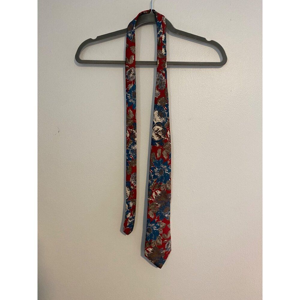 Bugatti Floral Tie 100% Italian Silk Made In USA 59" Mens Classic Necktie - Picture 2 of 8